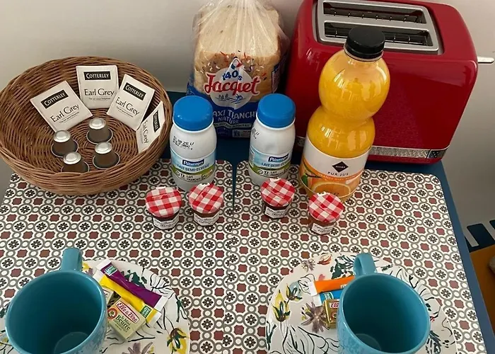 La Petite Jeannette Apartment *